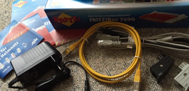 avm fritzbox 7490 lieferumfang 800x385 - Test – AVM FRITZ!Box 7490