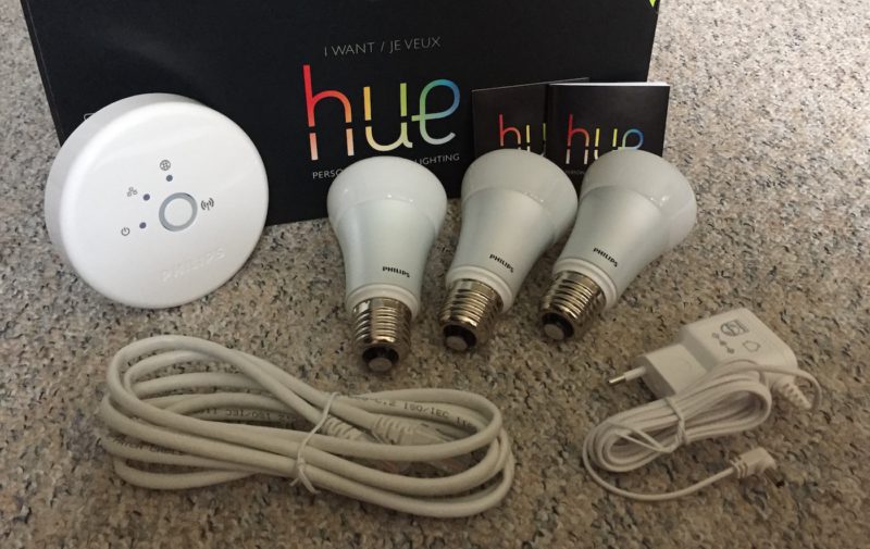 hue starter kit lieferumfang 800x505 - Erfahrungsbericht – Philips Hue Starter Set & Wireless Dimming Kit (E27)