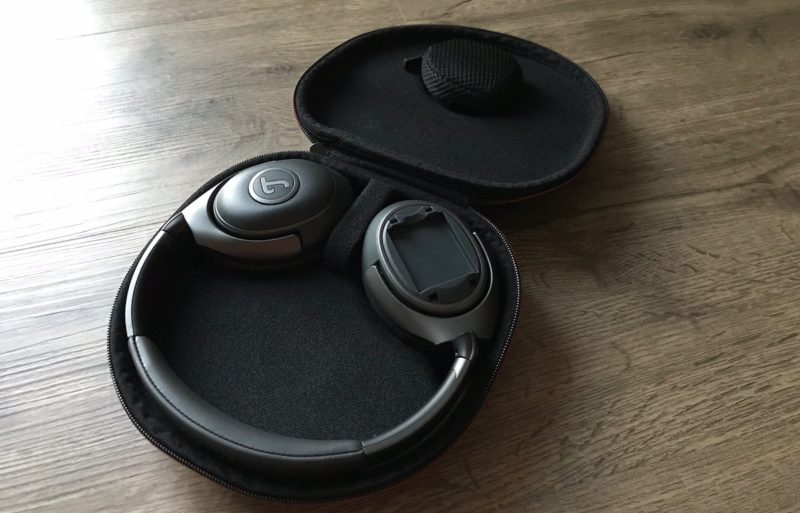 teufel mute bt liegt im softcase 800x513 - Test – Teufel MUTE BT – Over-Ear-Bluetooth-Kopfhörer