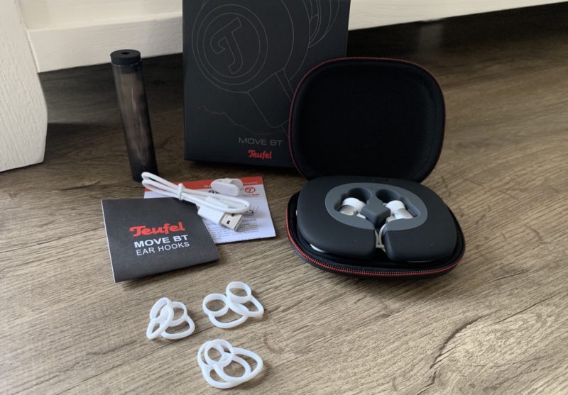 teufel move bt weiss earhooks lieferumfang 800x557 - Update - Teufel MOVE BT nun mit Ear-Hooks