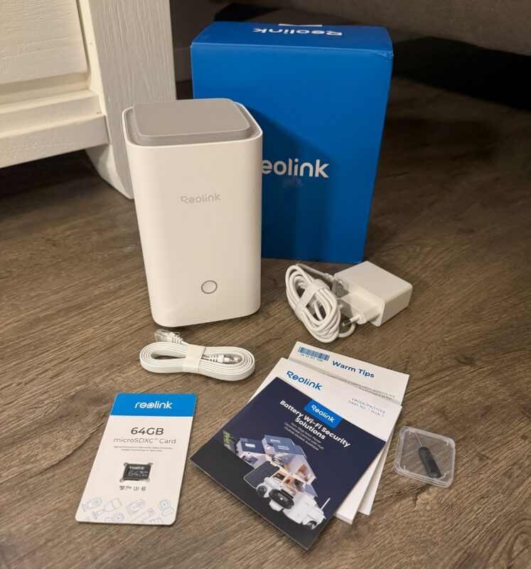 Reolink Home Hub Lieferumfang 747x800 - Test - Reolink Home Hub