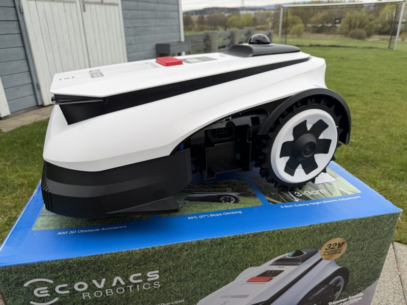 Test – ECOVACS GOAT A1600 LiDAR PRO – Mähroboter mit TruEdge-Trimmer ohne Kabel IMG 8145 800x600 - Test – ECOVACS GOAT A1600 LiDAR PRO – Mähroboter mit TruEdge-Trimmer ohne Kabel